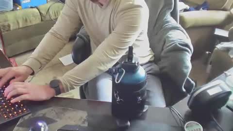 Snapshot of dotyoureyezez chatting on 03-06-25, 02:40 DotYourEyezez online show from 03-06-25, 02:40