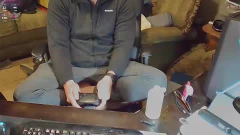 Snapshot of dotyoureyezez chatting on 11-28-25, 11:51 DotYourEyezez online show from 11-28-25, 11:51