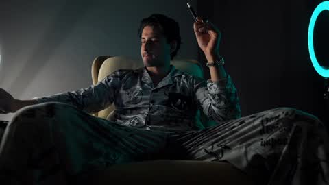 Keen online show from 02-05-25, 06:48