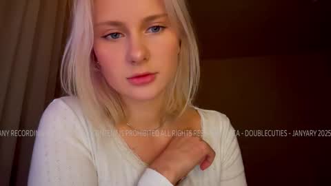 Snapshot of doublecuties chatting on 01-10-25, 05:02 Lana Eva dont forget to give us a thumb up online show from 01-10-25, 05:02