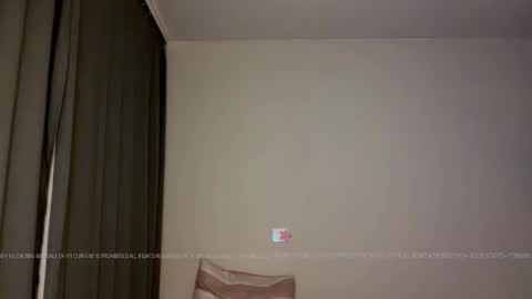 Snapshot of doublecuties chatting on 03-06-25, 02:18 Lana Eva dont forget to give us a thumb up online show from 03-06-25, 02:18