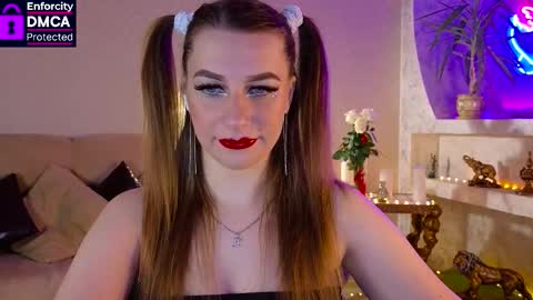 Emily online show from 11-21-25, 02:16