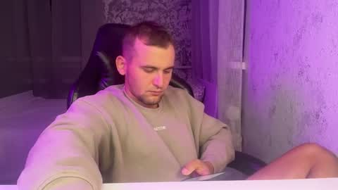 douglas_666 online show from 09-16-25, 07:59