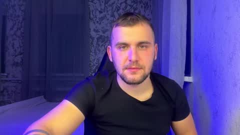 douglas_666 online show from 12-03-25, 09:13