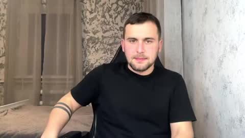 douglas_666 online show from 04-15-26, 06:37