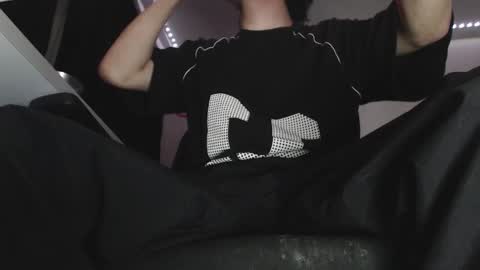 douglas_drake online show from 10-18-25, 03:42