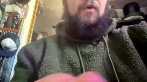 Dpenguino online show from 12-18-25, 05:30