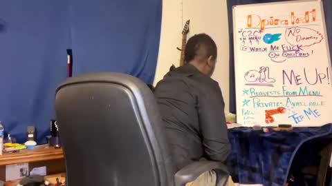 MrPirated online show from 02-25-25, 02:03