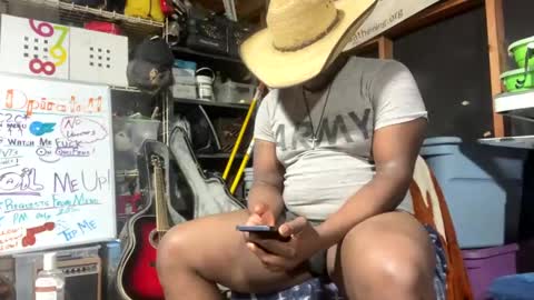 MrPirated online show from 03-09-25, 07:23