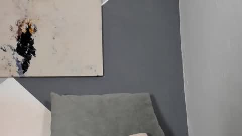 Gabrielle online show from 11-21-25, 04:00