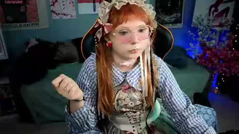 Snapshot of draculaura_ chatting on 06-26-26, 11:14 Draculaura online show from 06-26-26, 11:14