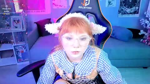 Snapshot of draculaura_ chatting on 08-01-26, 11:42 Draculaura online show from 08-01-26, 11:42