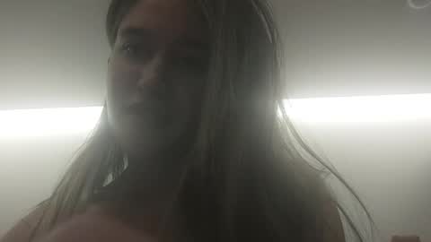 Snapshot of draculina69 chatting on 06-22-26, 03:58 draculina69 online show from 06-22-26, 03:58