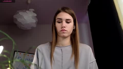 Lisbeth Salander online show from 01-08-26, 06:16