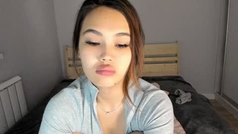 Airi online show from 12-10-24, 06:17