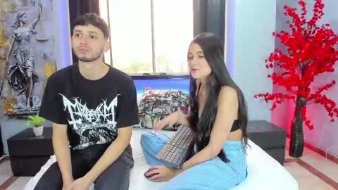 Snapshot of drake_and_zara chatting on 02-24-26, 01:09 Drake and Zara online show from 02-24-26, 01:09