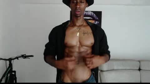 Drake 23 online show from 04-18-26, 08:40