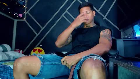 Drake online show from 03-14-26, 03:45