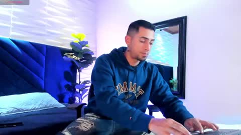 Snapshot of drakeneumann chatting on 05-19-26, 03:24 Drake Neuman online show from 05-19-26, 03:24