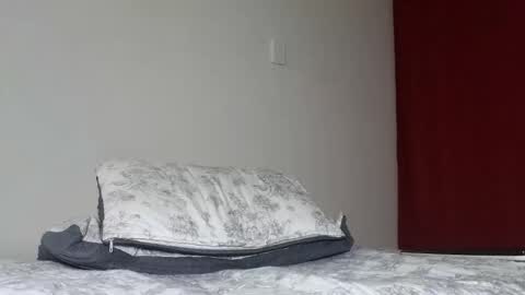 Snapshot of drakesonxx chatting on 05-10-26, 11:43 Andrs Independent Model online show from 05-10-26, 11:43
