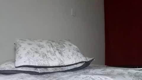Snapshot of drakesonxx chatting on 05-17-26, 10:55 Andrs Independent Model online show from 05-17-26, 10:55