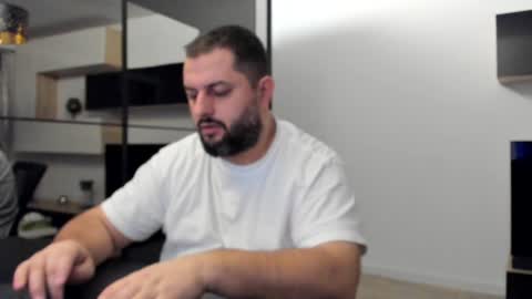 Draven A online show from 02-04-25, 05:10