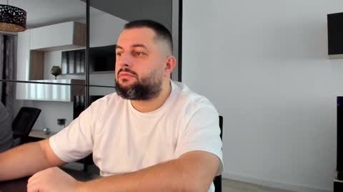 Draven A online show from 02-21-25, 06:40