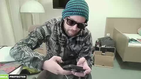 drawingcock online show from 11-08-25, 03:39