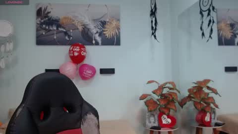 Snapshot of draxblade chatting on 02-13-26, 06:37 DraxBlade online show from 02-13-26, 06:37