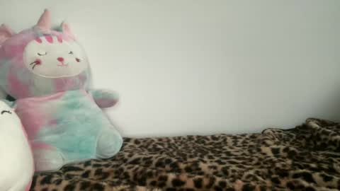 ur dream girl online show from 07-18-26, 11:52