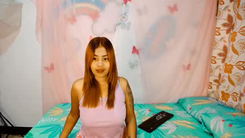 Snapshot of dream__girls69944 chatting on 10-01-25, 08:53 sharon online show from 10-01-25, 08:53