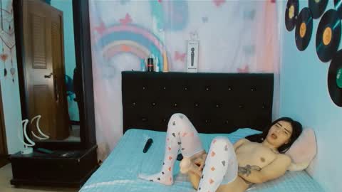 Snapshot of dream__girls69944 chatting on 02-08-26, 08:23 sharon online show from 02-08-26, 08:23