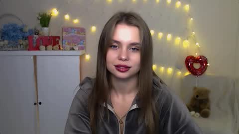 Mari online show from 10-06-25, 07:39