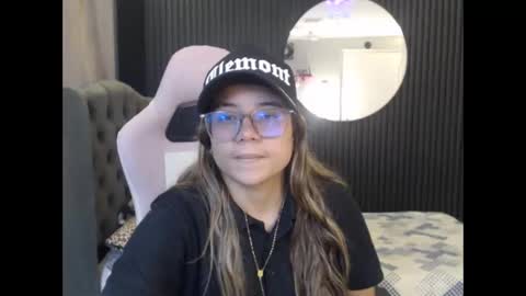 NIKO online show from 06-04-26, 05:02