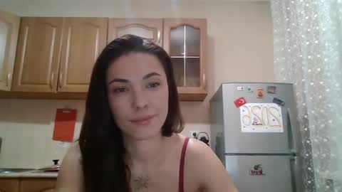 dream_petal_ online show from 03-23-26, 05:39
