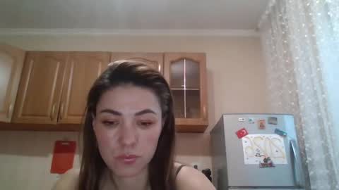 dream_petal_ online show from 04-25-26, 01:41
