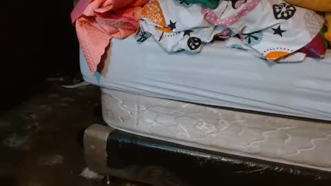 Snapshot of dream_real chatting on 05-12-26, 10:34 dreamreal online show from 05-12-26, 10:34
