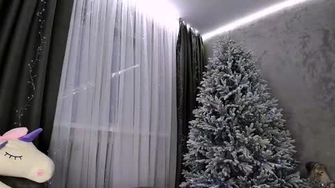 Snapshot of dreamesoul chatting on 12-18-25, 12:22 dreamesoul online show from 12-18-25, 12:22