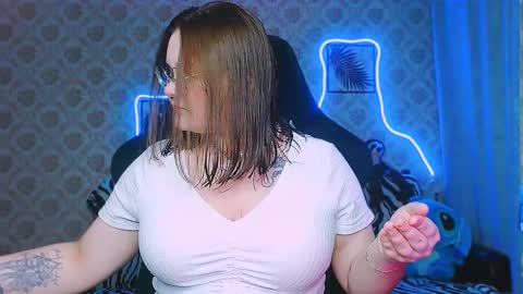 dreamforyoue2 online show from 09-17-25, 06:53