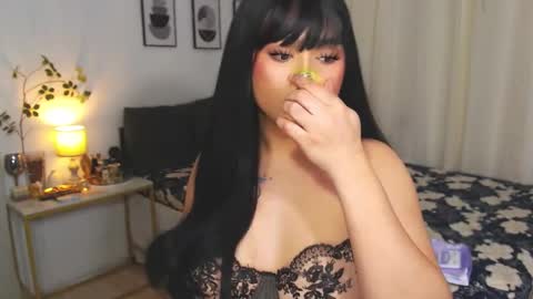 Snapshot of dreamgirlheaven chatting on 01-16-25, 09:48 Heaven online show from 01-16-25, 09:48