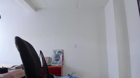 Your lord. - ONLINE  1500 Pm to 2100 Pm - New York Hour online show from 04-06-26, 07:15