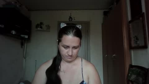 Snapshot of dreamiebelle chatting on 09-10-25, 09:31 dreamiebelle online show from 09-10-25, 09:31