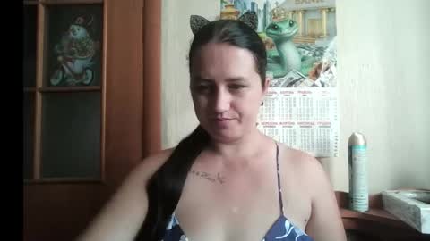 Snapshot of dreamiebelle chatting on 09-12-25, 06:02 dreamiebelle online show from 09-12-25, 06:02