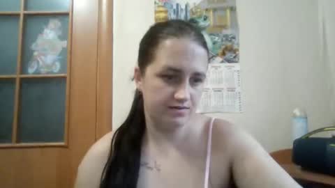 Snapshot of dreamiebelle chatting on 11-16-25, 12:55 dreamiebelle online show from 11-16-25, 12:55