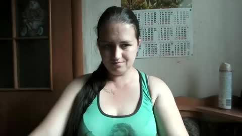 Snapshot of dreamiebelle chatting on 06-15-26, 10:06 dreamiebelle online show from 06-15-26, 10:06