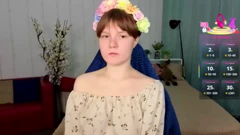 Snapshot of dreammyluna chatting on 09-30-25, 08:25 Luna online show from 09-30-25, 08:25