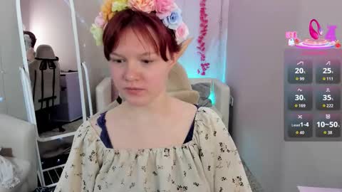 Snapshot of dreammyluna chatting on 10-11-25, 08:40 Luna online show from 10-11-25, 08:40