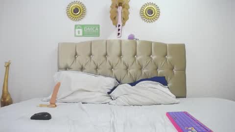 Sophia online show from 01-08-25, 12:38