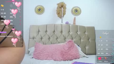 Sophia online show from 01-31-25, 12:28