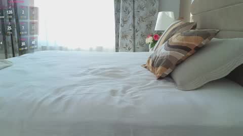 Celine online show from 03-04-25, 01:49